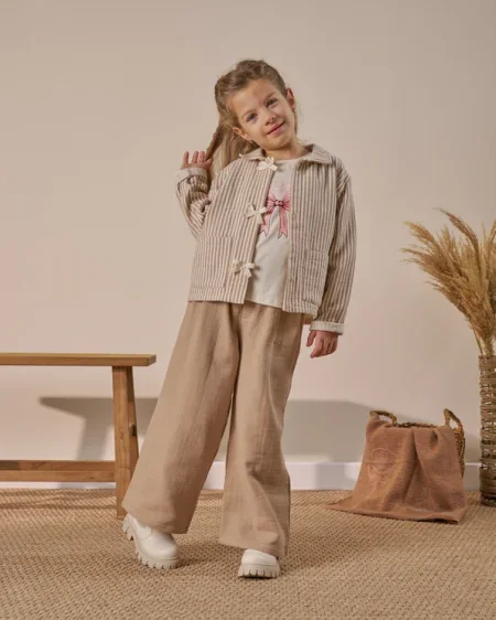 طقم بناتي مكون من ٣ قطع للأعمار٣-٧ سنوات