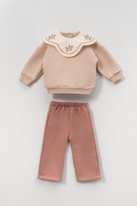 طقم بناتي شتوي للأعمار ٢-٦ سنوات